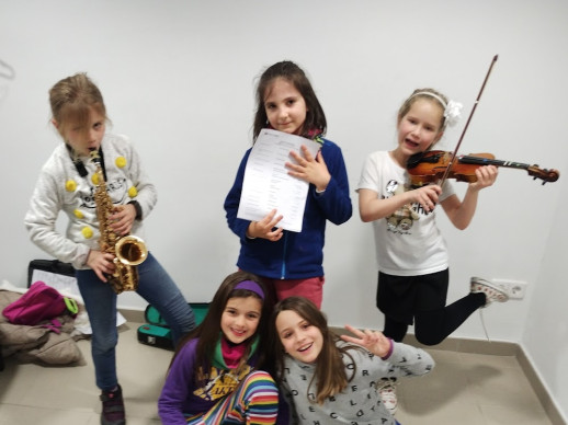 L'Escola Municipal de Música d'Abrera arriba a la Setmana Santa amb una nova edició d'Audicions d'Instrument. Enhorabona a totes i tots!