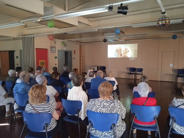 Abrera amb la nostra Gent Gran! Commemorem el Dia Mundial de l’Alzheimer amb diverses activitats