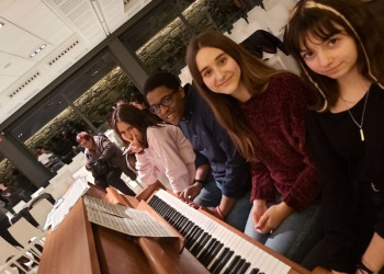 Alumnat de l'Escola de Música Municipal d'Abrera participa en la X Sala Piano a La Garriga de Castelladral
