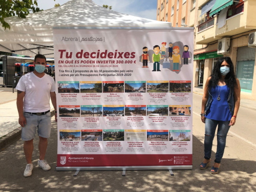 Pressupostos Participatius 2019-2020: valoració positiva del punt de votació assistida instal·lat al mercat setmanal