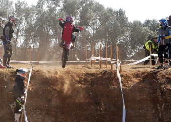 A Abrera hem gaudit del 2n Enduret Infantil, una competició d'enduro puntuable pel Campionat de Catalunya, que ha comptat amb una seixantena de participants. Enhorabona a totes i tots!