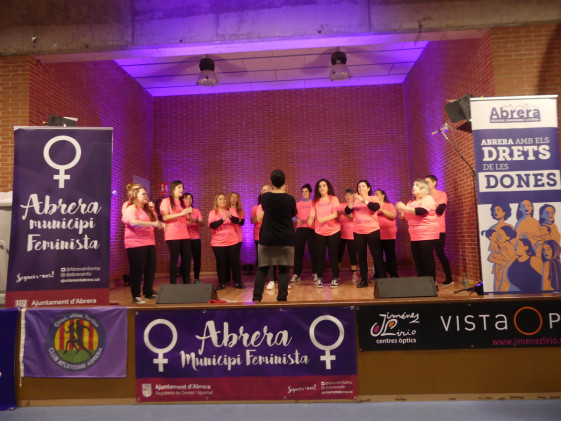 Juntes hem fet nostra la nit! Més de 400 dones han participat en la tercera Marxa Nocturna de la Dona a Abrera! Gràcies, Abrera!