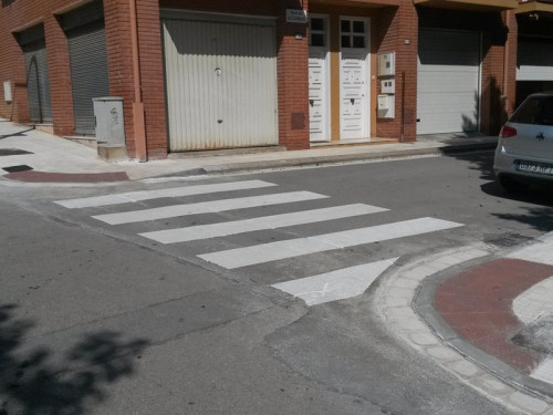 Carrer de Salvador Espriu cantonada plaça de la Constitució. Després.