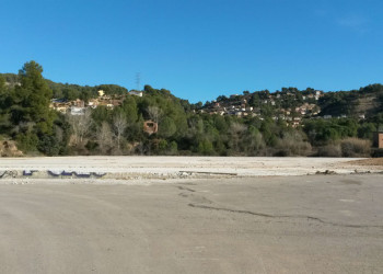 Es fa efectiu el desmantellament total de la nau industrial del P.I. Can Vilalba en runes