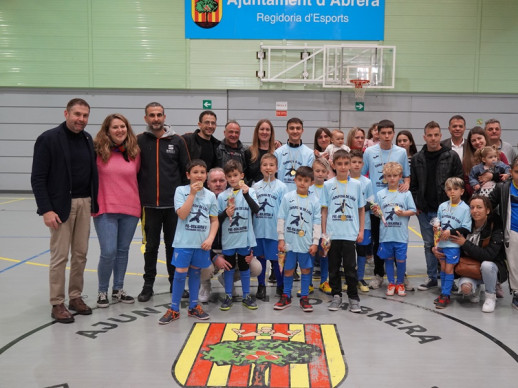 Felicitem l’equip pre-Benjamí A del Club Esportiu Futsal Abrera, campió de lliga de la temporada 22-23. Enhorabona!