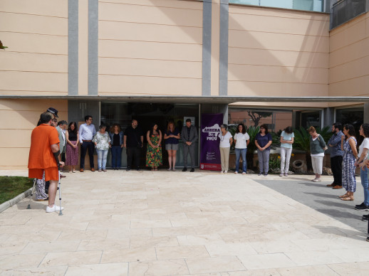 Abrera diu prou! Des de l’Ajuntament d’Abrera es convoca un minut de silenci a les 12 h per condemnar el presumpte feminicidi d’una dona a Cornellà