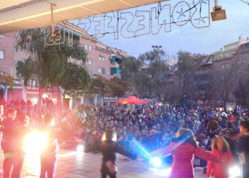 Tornem a repetir l'èxit de la Segona Encesa de Llums de Nadal a Abrera!