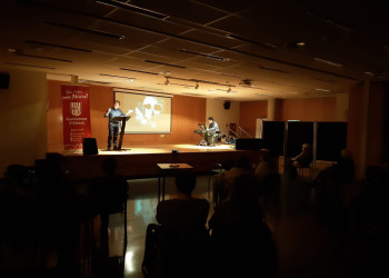 L'espectacle del grup abrerenc "Versikàlia" de commemoració del centenari del naixement de Perucho i Benedetti, tot un èxit d'assitència!