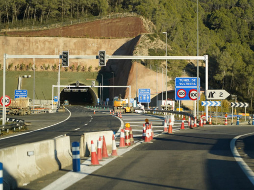 El túnel de la B-40 rep el nom de Voltrera, a petició de l'Ajuntament d'Abrera