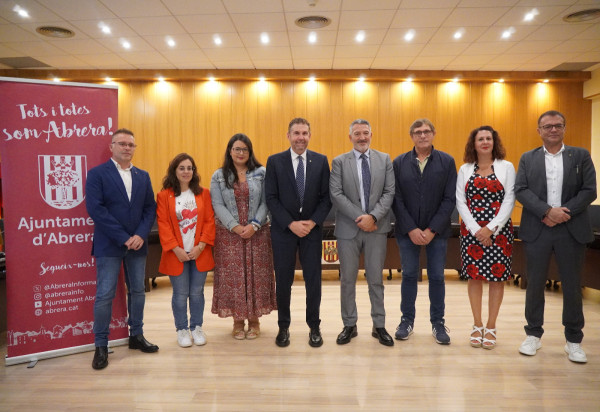 Rebem la visita institucional del conseller d'Empresa i Treball, Miquel Sàmper, a l'Ajuntament d'Abrera