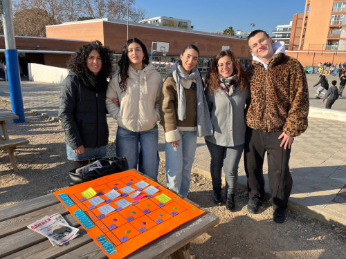 Visitem el Punt d'Informació i Dinamització en els Centres d'Educació Secundària (PIDCES) a l'Institut Voltrera d'Abrera