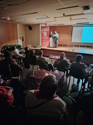 Presentació de 'Pels camins dels anys', de  José Luis Garcia Herrera amb il·lustracions de Noa Garcia Lopez