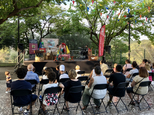 El veïnat del barri de Santa Maria de Vilalba d'Abrera viu la seva Festa Major, amb diferents propostes adreçades a tota la família!