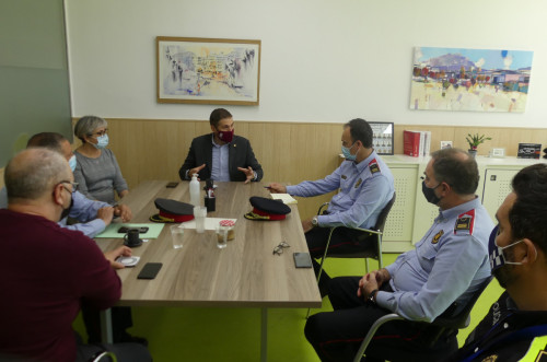 Visita institucional dels comandaments Regió Metropolitana Sud del Cos dels Mossos d'Esquadra a la comissaria de la Policia Local d'Abrera 23-03-2021