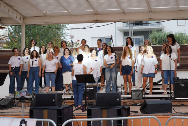 Festa Major 2024: Tarda musical a càrrec de les entitats d'Abrera. Escola Municipal de Música i Amb Cor de Gospel