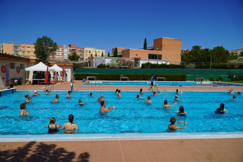 A Abrera, ens hem mullat per l'esclerosi múltiple aquest diumenge 21 de juliol a la Piscina Municipal d'Estiu!