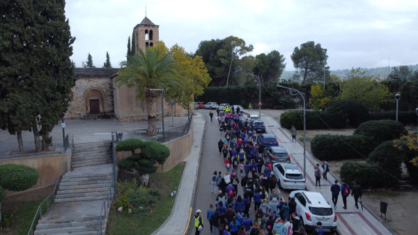 Abrera Municipi 100% Feminista! Durant el mes de novembre commemorem el Dia Internacional contra les violències envers les dones amb diverses propostes per a tots els públics. VII Marxa contra les violències masclistes d'Abrera