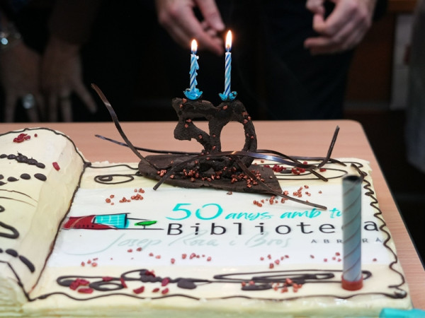 Gaudim amb la celebració del 50è aniversari de la Biblioteca Josep Roca i Bros d'Abrera, amb una matinal plena d'activitats!