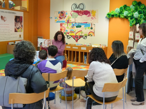 Gaudim amb la celebració del 50è aniversari de la Biblioteca Josep Roca i Bros d'Abrera, amb una matinal plena d'activitats!