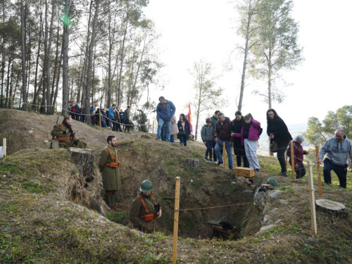 Èxit de participació a la darrera visita comentada i recreació històrica a les Trinxeres republicanes de la Guerra Civil Espanyola del bosc de Sant Miquel