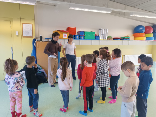 Teatre a Escola Francesc Platón i Sartí 8.jpg